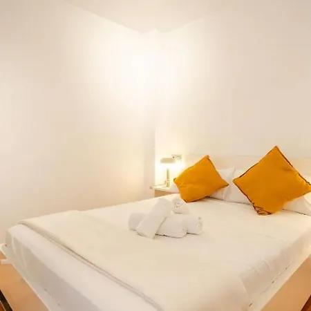Appartement New Refurbished! 4 Minutes Walking To The Alicante