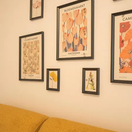New Refurbished! 4 Minutes Walking To The *